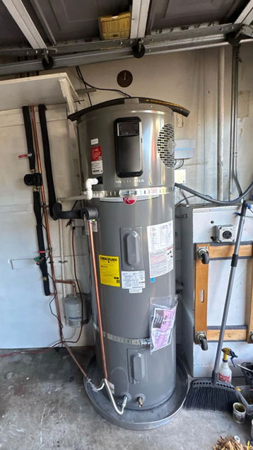 Clayton – Rheem 80-gallon Hybrid Heat Pump Water Heater Installation